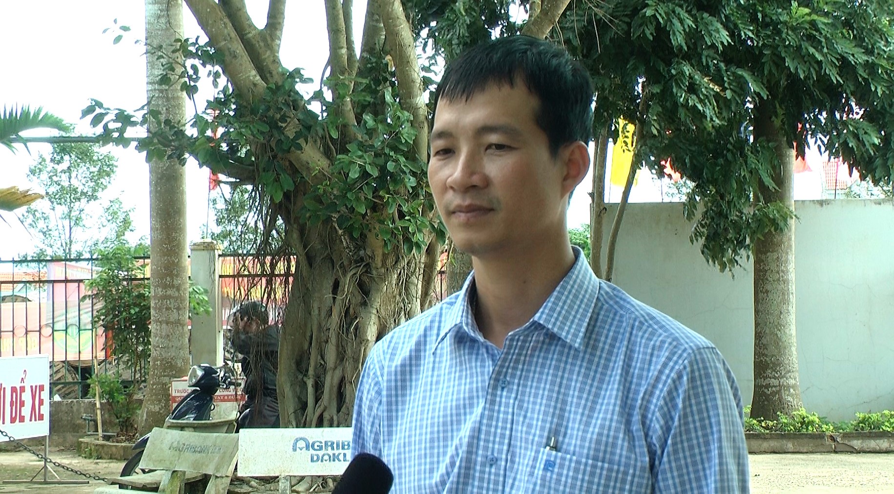 00261.00_00_36_14.Still020