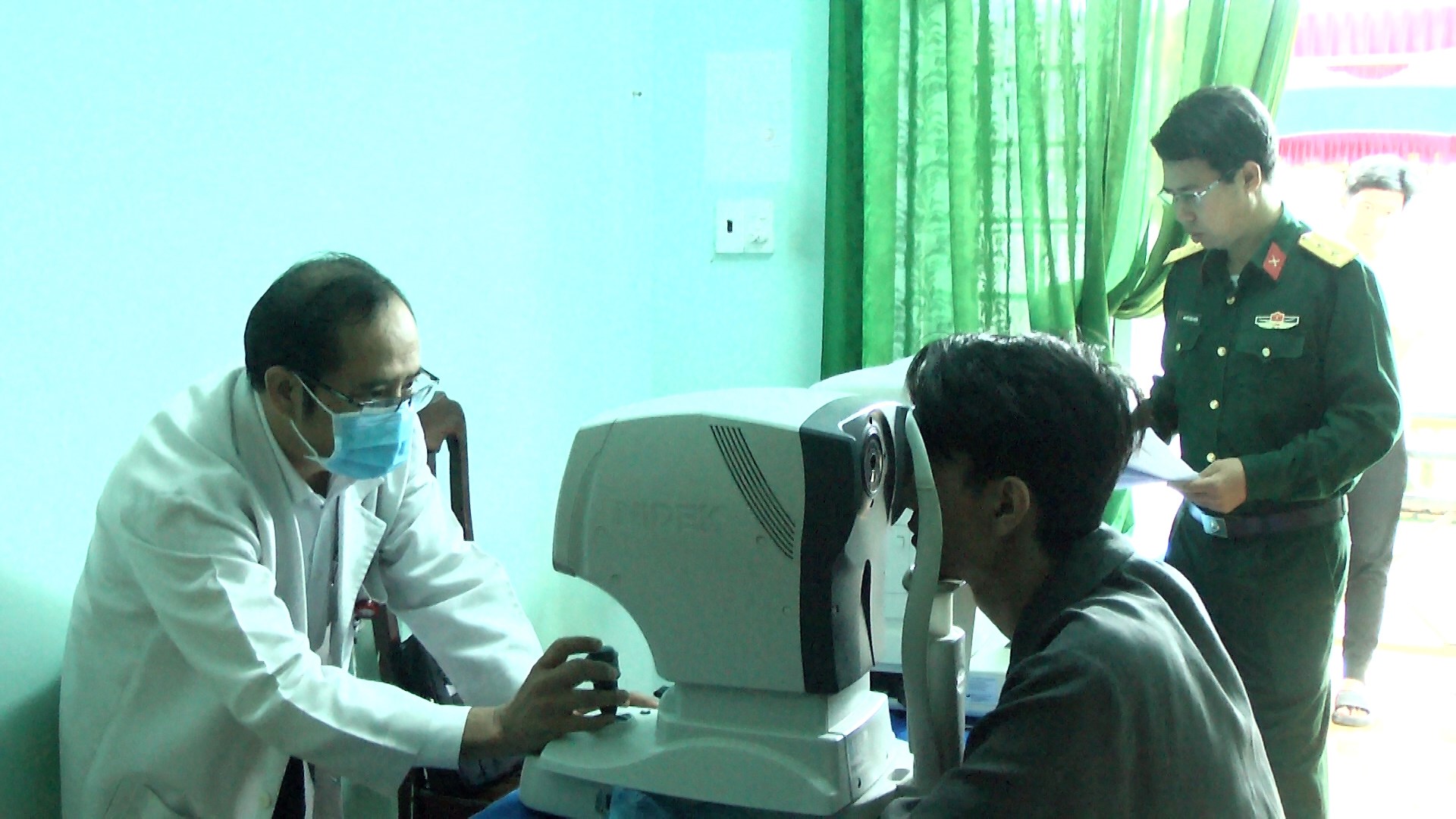 00261.00_00_06_08.Still013