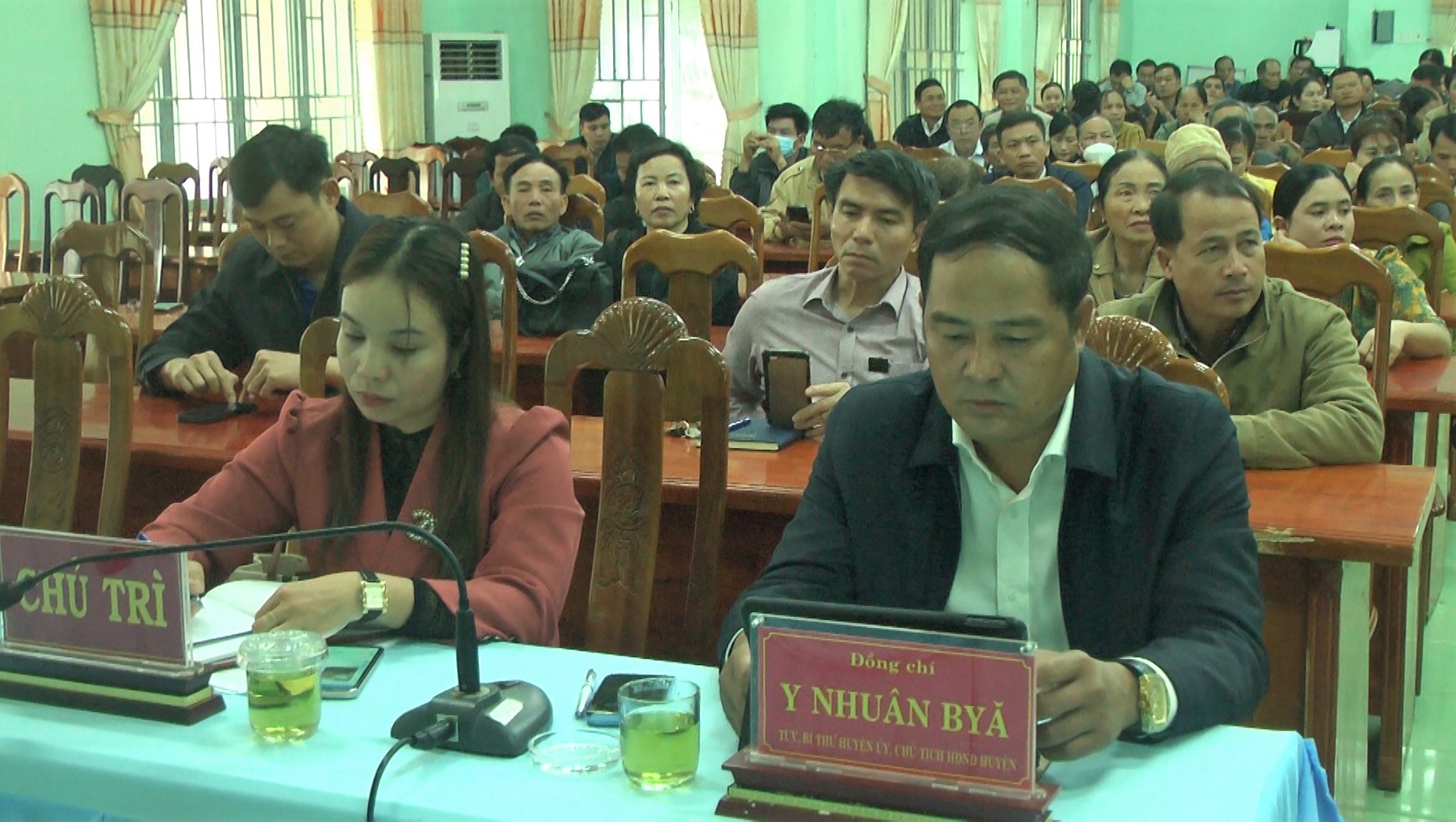 00261.00_00_21_18.Still009