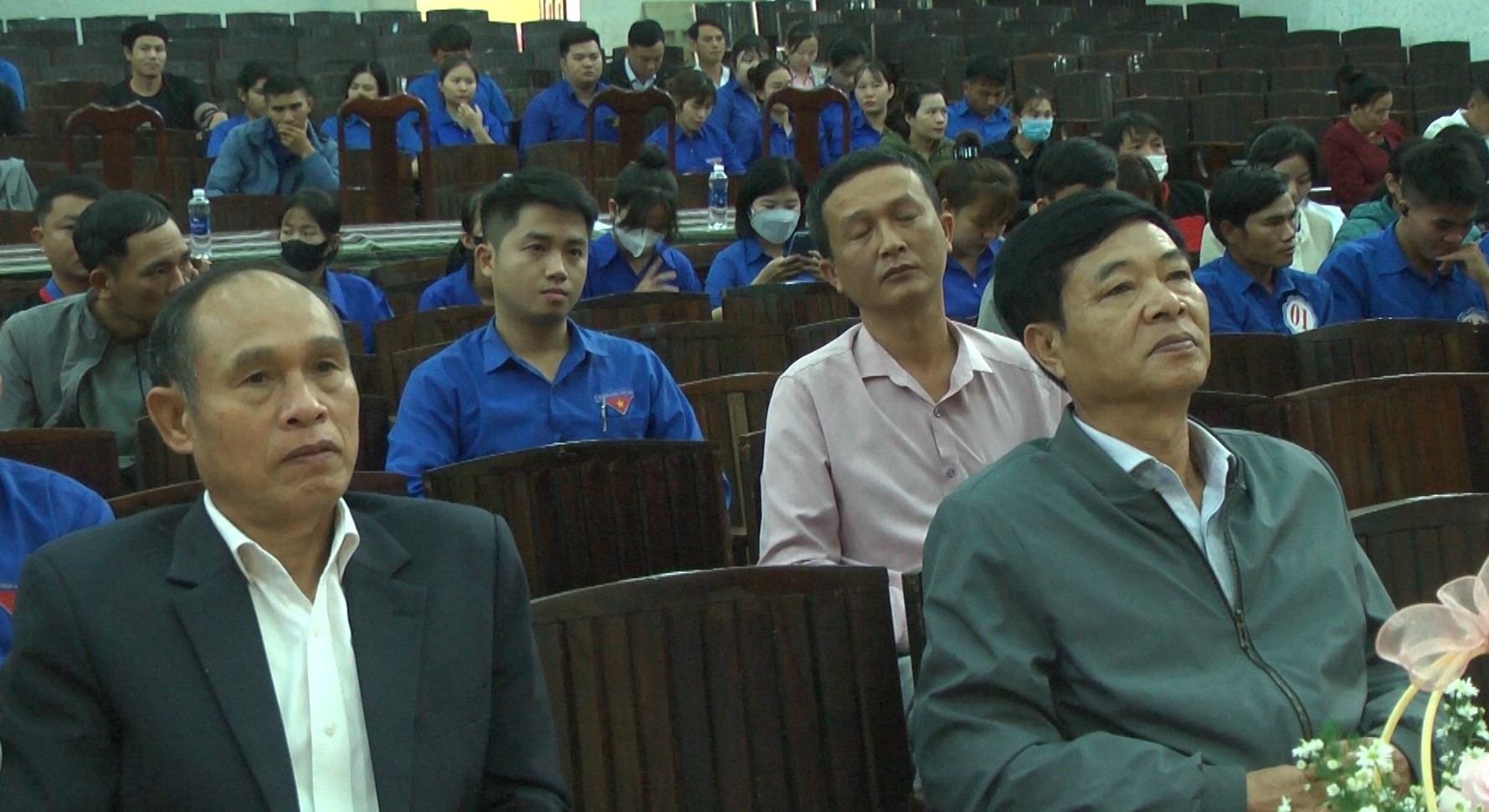 00425.MTS.00_00_02_21.Still001