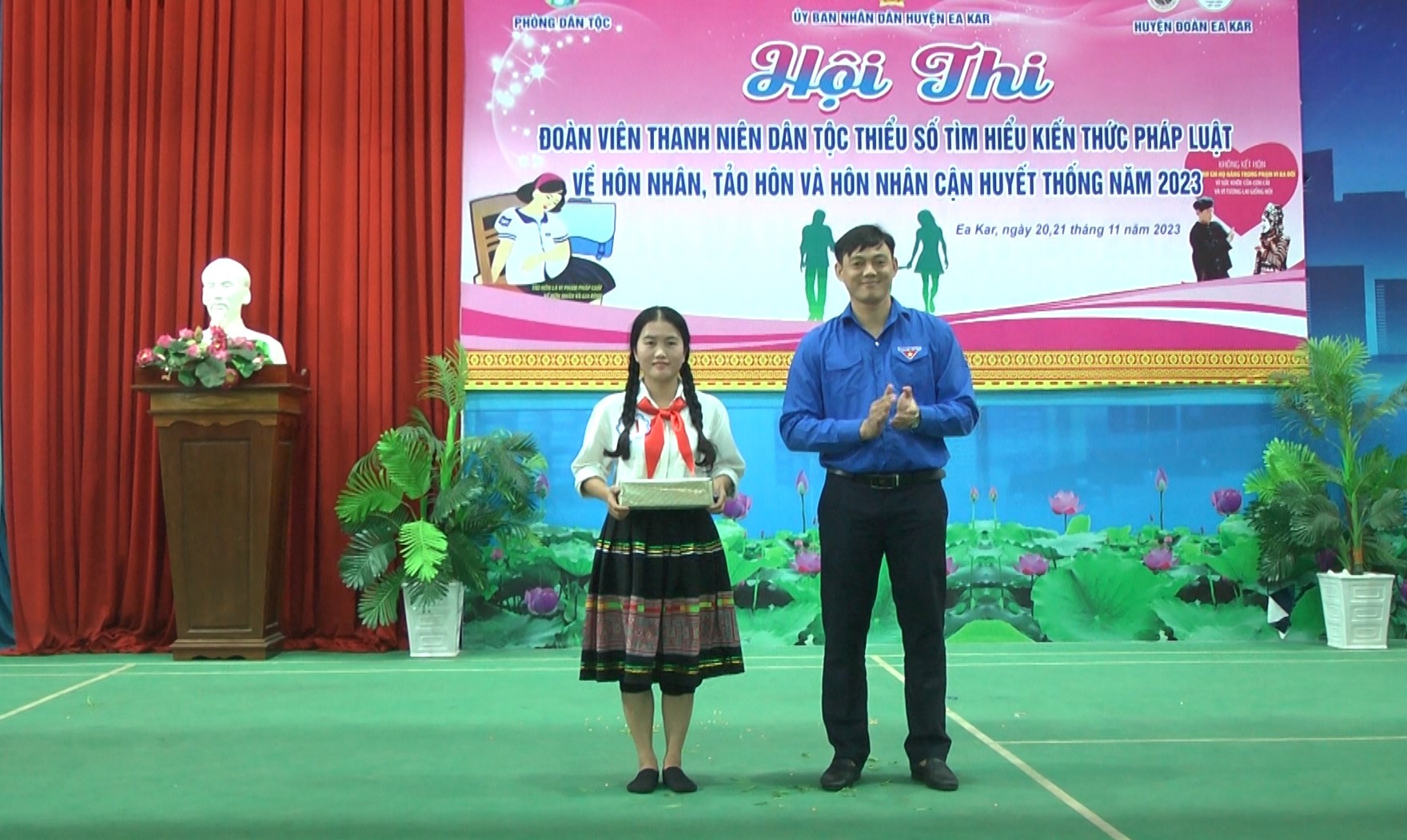 00457.MTS.00_00_04_21.Still001