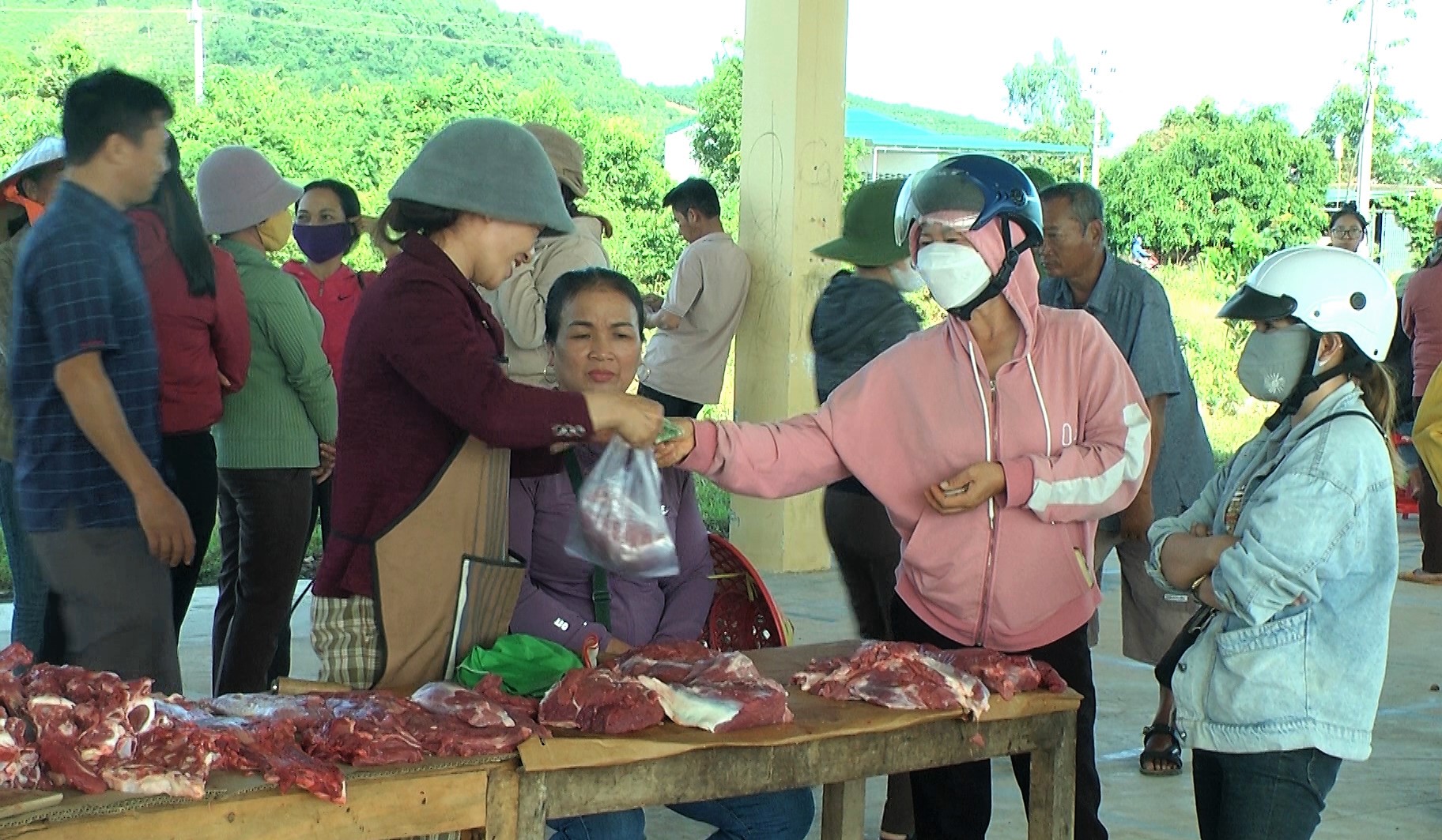 00042.00_03_50_02.Still017