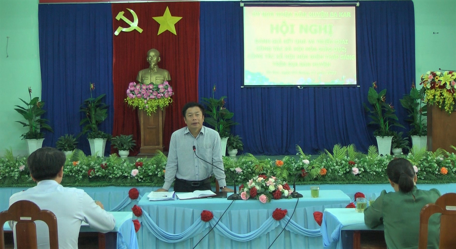 00164.00_11_12_23.Still011