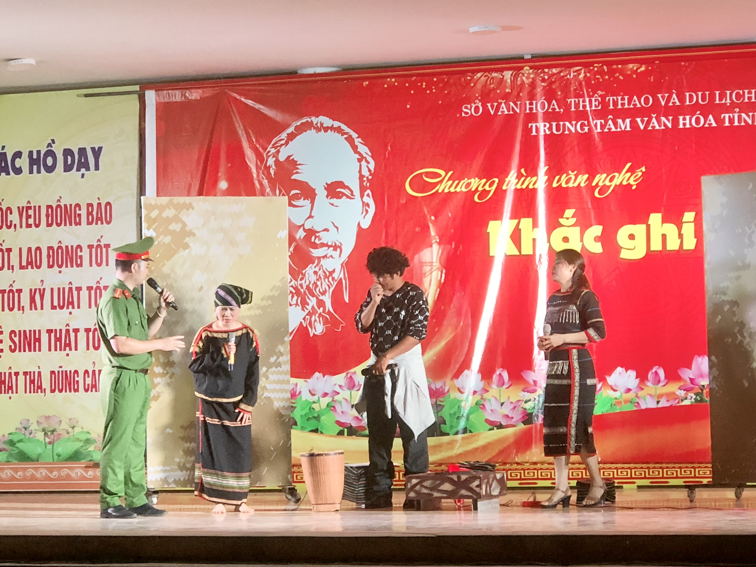 z4916783925695_dcfaf1fe59c53ad8320bcea7cecdc62c