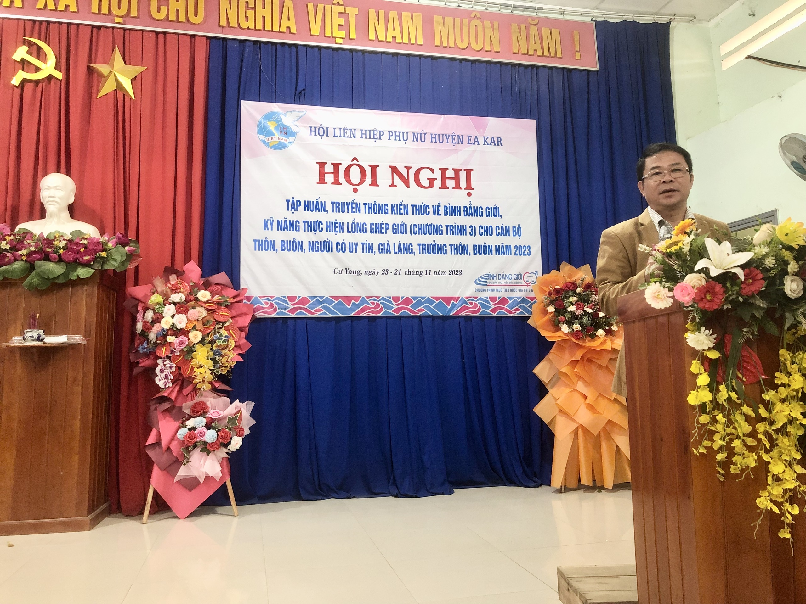 z4916858447143_9508d7ff70b236f44f0005511c4e65ec