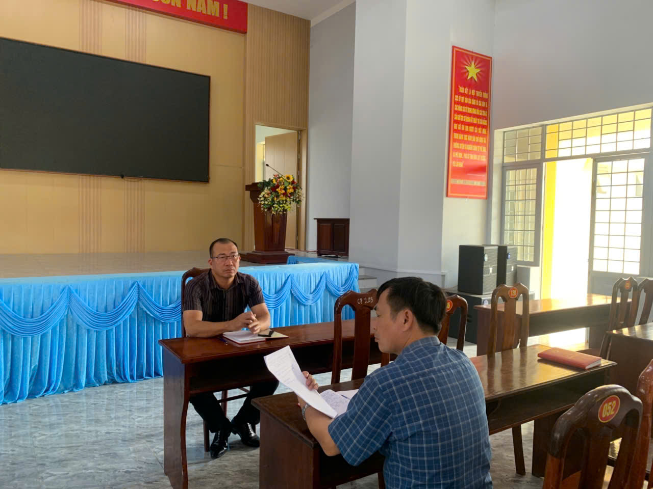 BAN CHỈ ĐẠO BẦU CỬ XÃ EA PĂL HỌP ĐÁNH GIÁ CÔNG TÁC CHUẨN BỊ CHO NGÀY KHAI MẠC