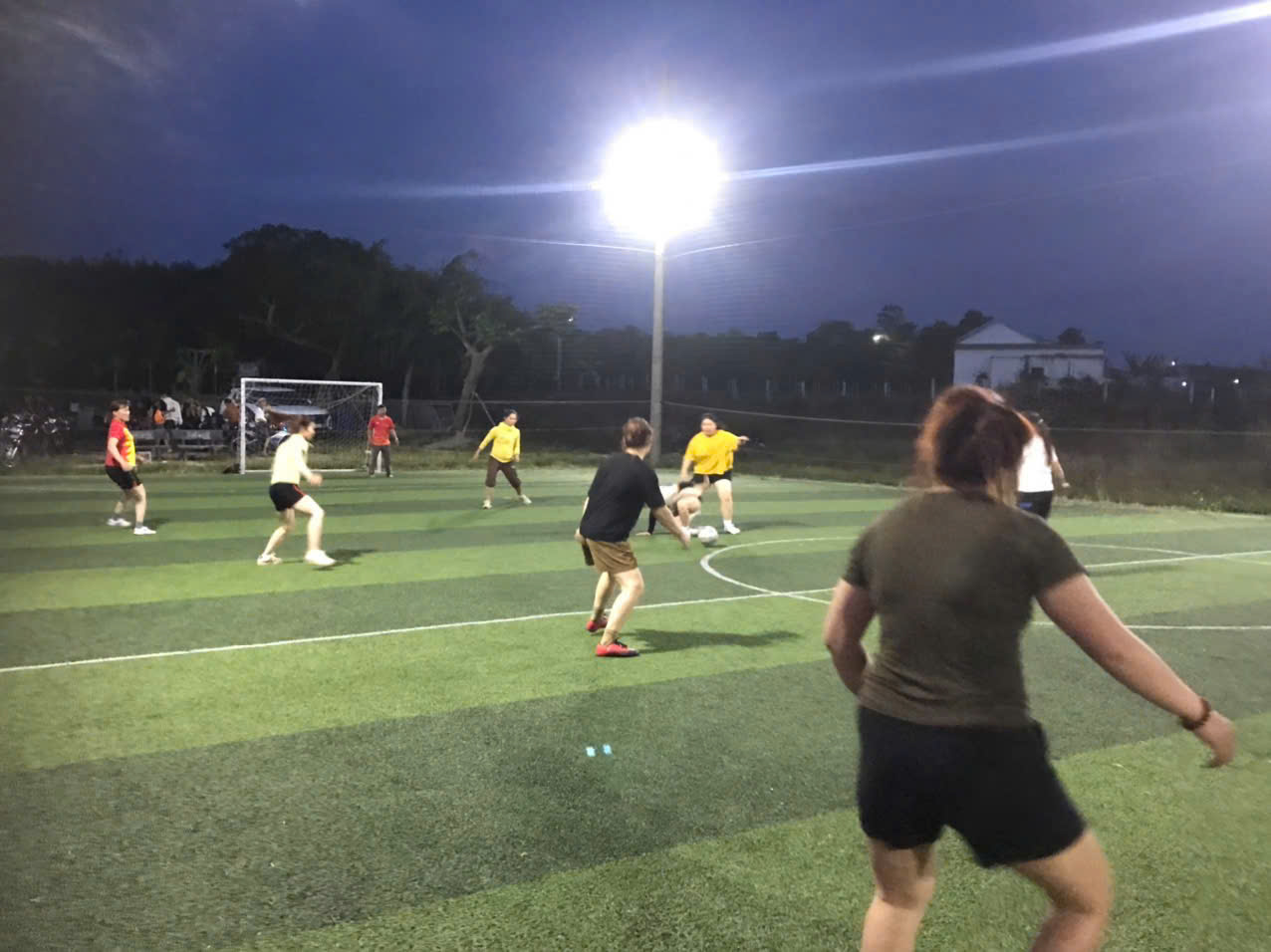 ĐỘI BÓNG ĐÁ NỮ CÁC DÂN TỘC THIỂU SỐ XÃ EA PĂL TÍCH CỰC LUYỆN TẬP, SẴN SÀNG THAM GIA GIẢI BÓNG ĐÁ NỮ CÁC DÂN TỘC THIỂU SỐ – CÚP VTV5