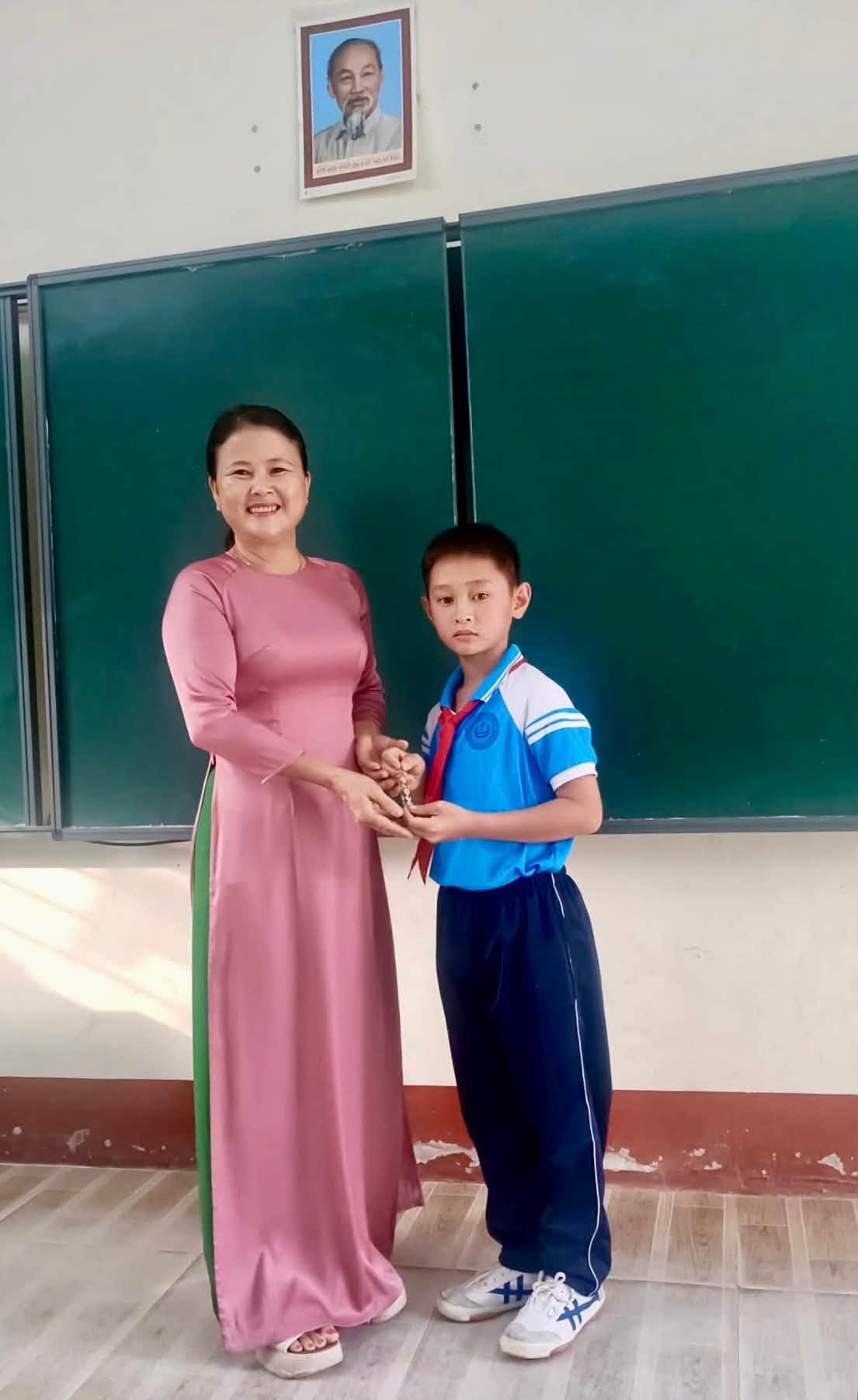 hoc-sinh-phan-chu-trinh