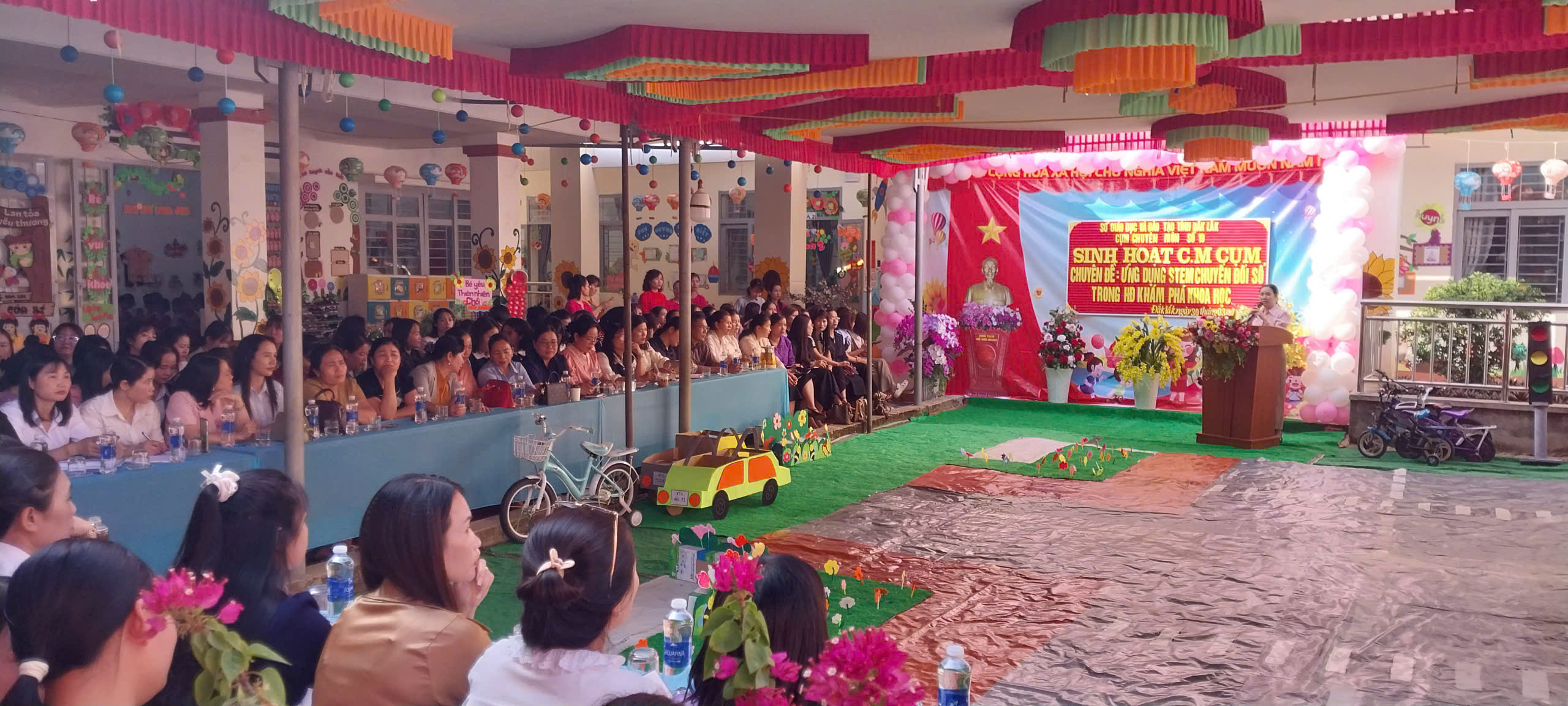 CỤM CHUYÊN MÔN SỐ 19 TỔ CHỨC SINH HOẠT CHUYÊN MÔN TẠI TRƯỜNG MẦM NON HOA PHƯỢNG XÃ EA PĂL, NĂM HỌC 2025-2026