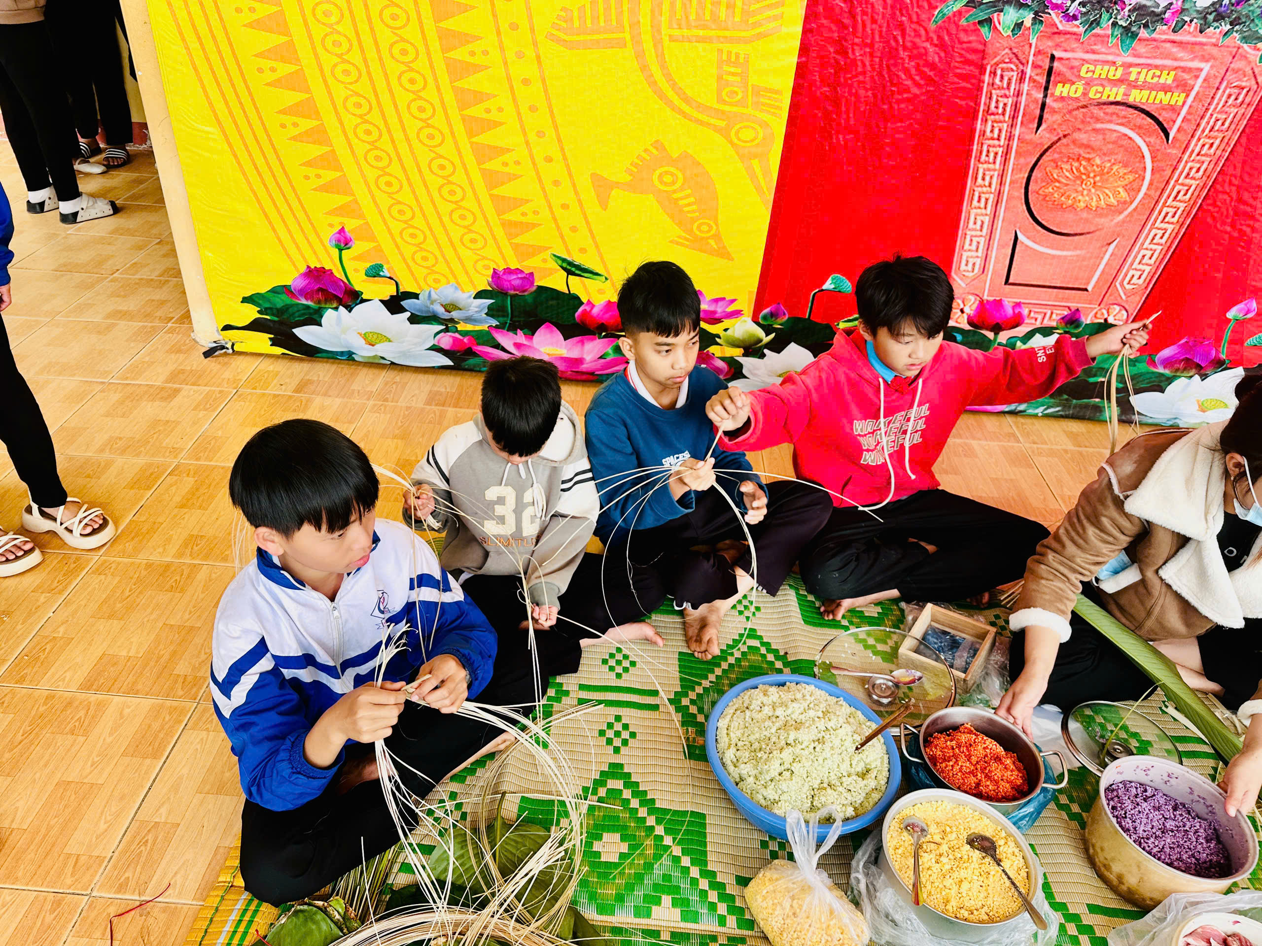 CÁC TRƯỜNG HỌC TRÊN ĐỊA BÀN XÃ TỔ CHỨC HOẠT ĐỘNG VUI XUÂN ĐÓN TẾT Ý NGHĨA